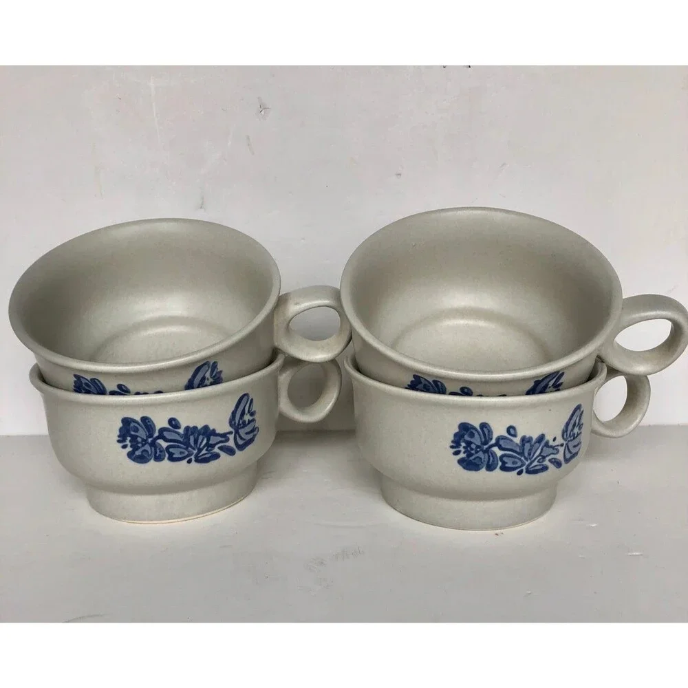 VINTAGE PFALTZGRAFF YORKTOWNE FLAT CUPS 4 PC. COFFE/TEA STONE MUGS